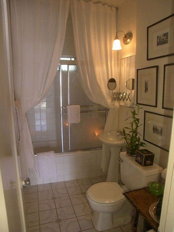 Apartment Bathroom Ideas: A Simple Small Sink