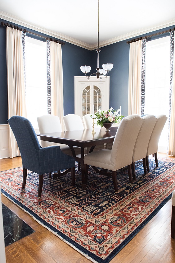 Formal Dining Room Ideas: Blue and White Tone
