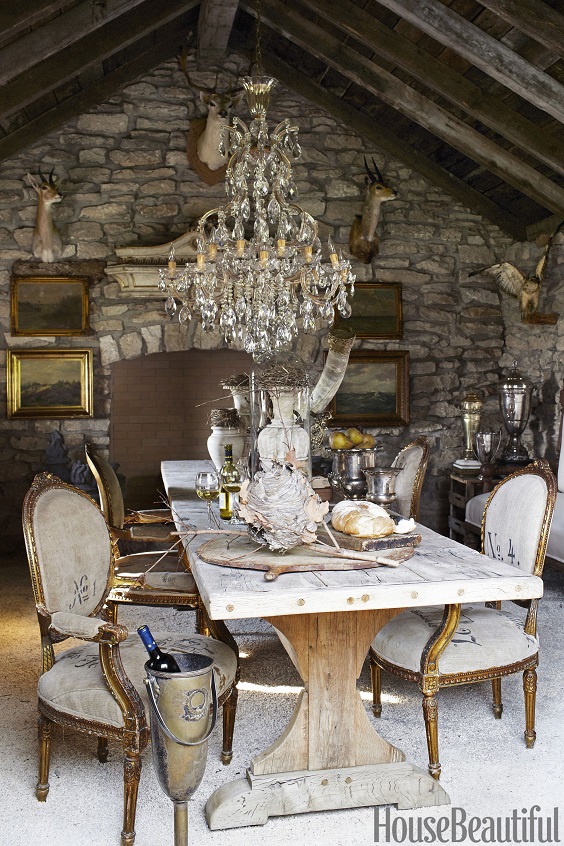 Rustic Dining Room Ideas: Rustic Dining Set with Unique Wall