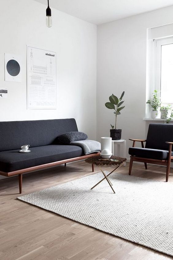 Living Room on a Budget: Simply Elegant Decor