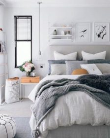 Neutral Bedroom Ideas: 20+ Chic Decor with a Pop of Color - Famedecor.com