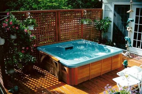 DIY Hot Tub Privacy 16