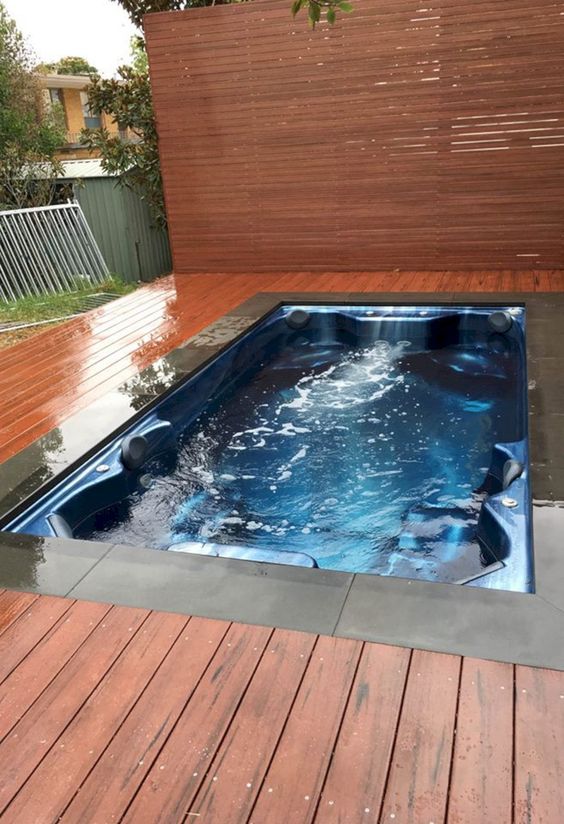 DIY Hot Tub Privacy 17