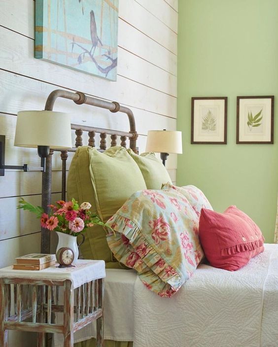 Green Bedroom Ideas 16