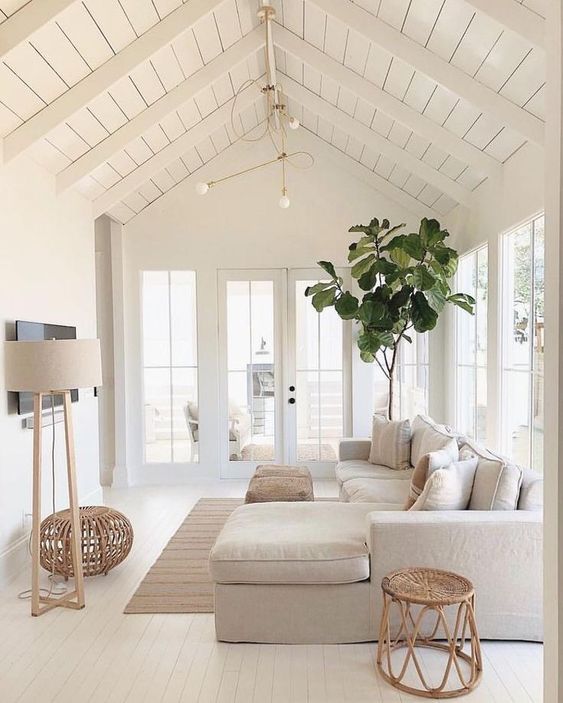 Simple Living Room Ideas: Gorgeous Nautical Decor