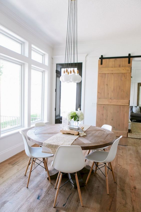 White Dining Room Ideas: Rustic Bright Decor