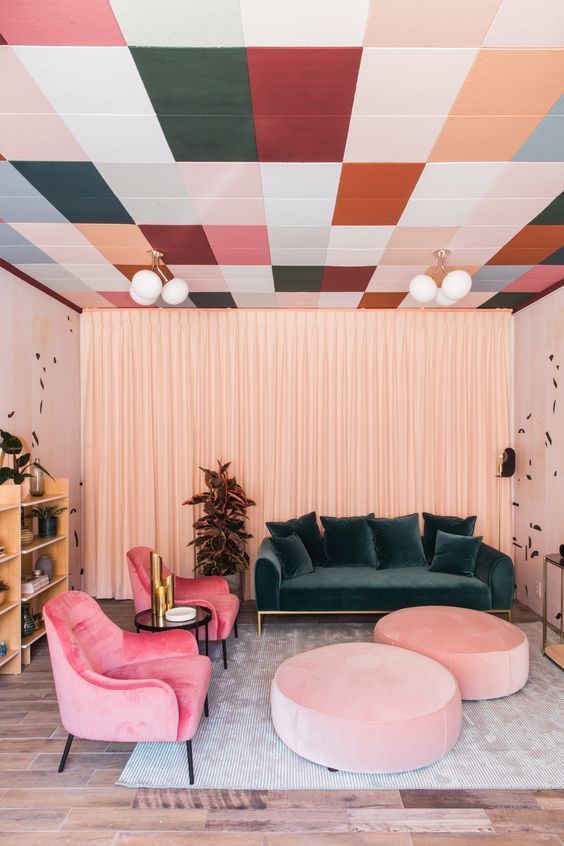 Living Room Wallpaper Ideas: Bold Festive Wallpaper